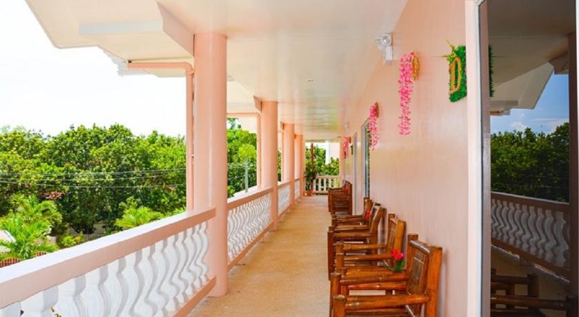 Conrada'S Place Hotel And Resort Panglao Exterior photo